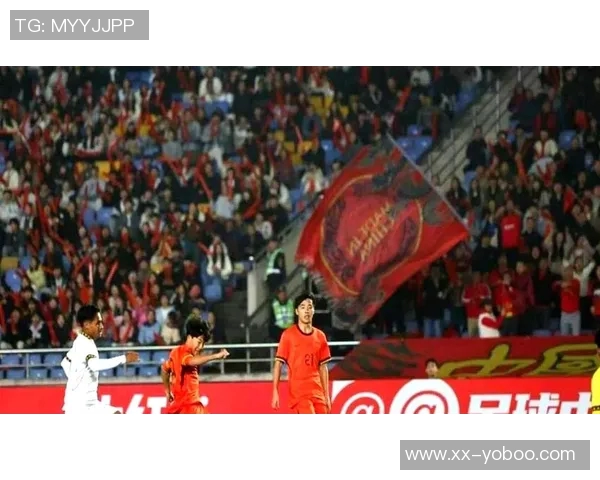 多特蒙德迎来新血液三名U17小将参与训练17岁后腰卡巴有望首秀德甲